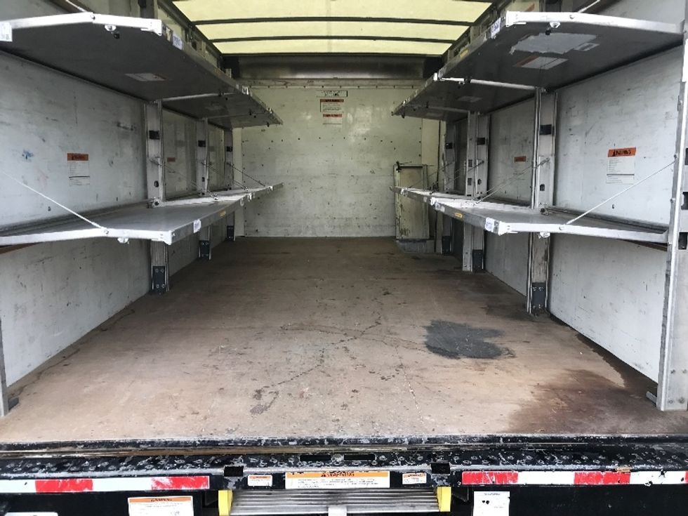 Light Duty Box Truck-Light and Medium Duty Trucks-GMC-2022-Savana G33903-San Antonio-TX-68,876\n\t\tmiles-$ 39,000 - Image 10