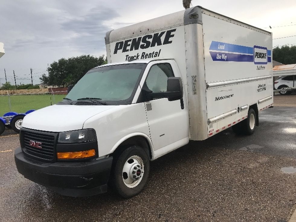 Light Duty Box Truck-Light and Medium Duty Trucks-GMC-2022-Savana G33903-San Antonio-TX-68,876\n\t\tmiles-$ 39,000 - Image 3