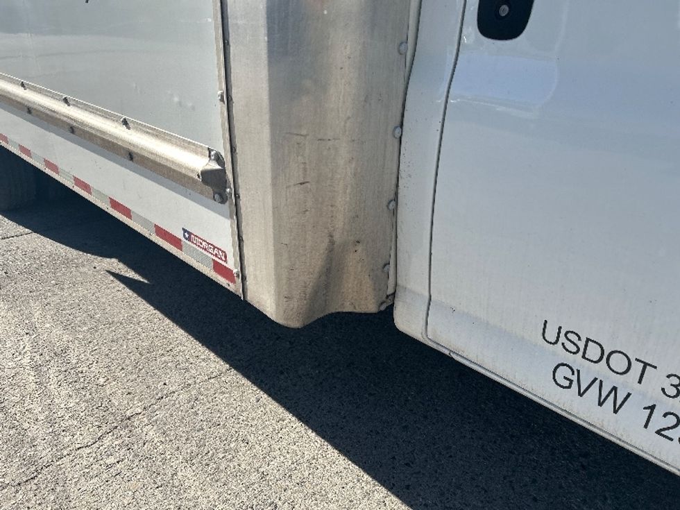 Light Duty Box Truck-Light and Medium Duty Trucks-GMC-2022-Savana G33903-San Diego-CA-89,807\n\t\tmiles-$ 34,500 - Image 25