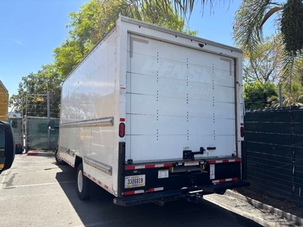 Light Duty Box Truck-Light and Medium Duty Trucks-GMC-2022-Savana G33903-San Diego-CA-89,808\n\t\tmiles-$ 36,000 - Image 3