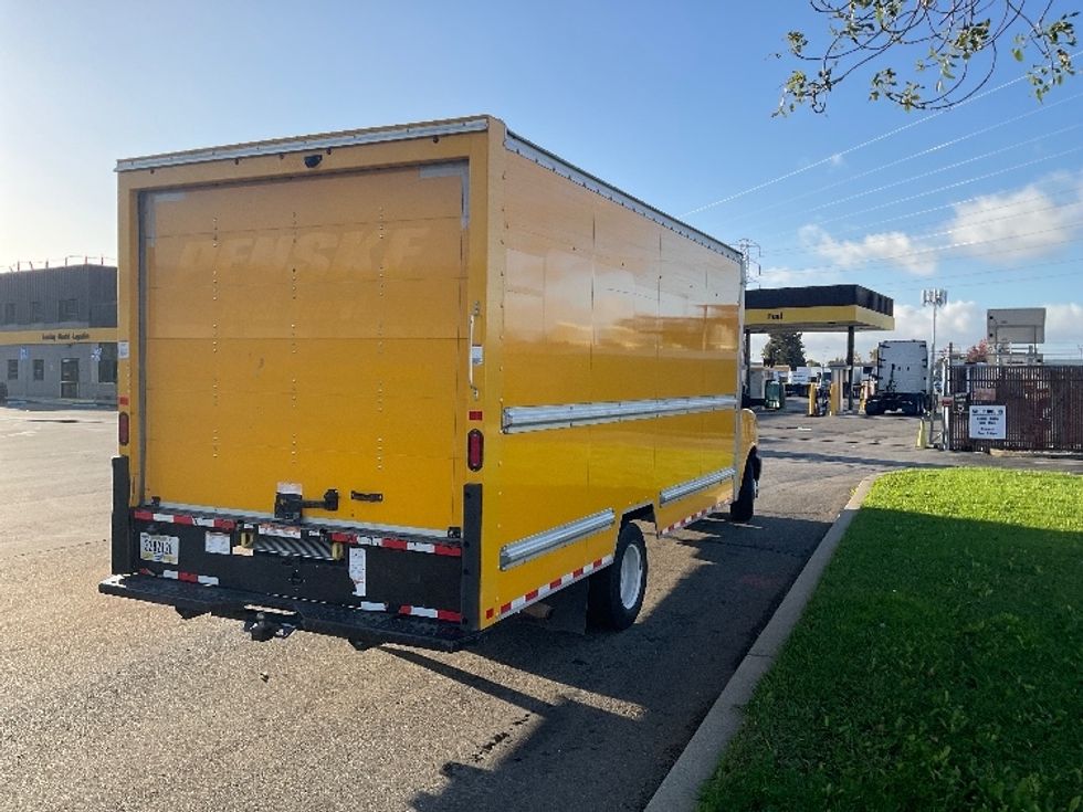 Light Duty Box Truck-Light and Medium Duty Trucks-GMC-2022-Savana G33903-San Leandro-CA-109,220\n\t\tmiles-$ 27,500 - Image 12