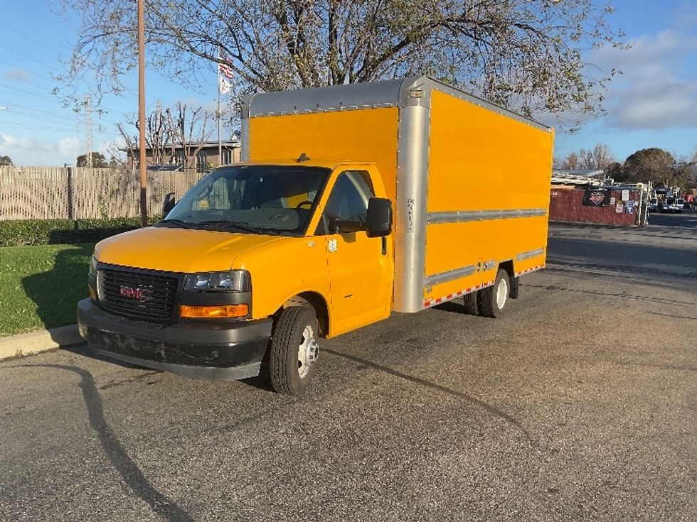 Light Duty Box Truck-Light and Medium Duty Trucks-GMC-2022-Savana G33903-San Leandro-CA-109,220\n\t\tmiles-$ 27,500 - Image 3