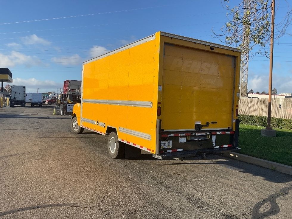 Light Duty Box Truck-Light and Medium Duty Trucks-GMC-2022-Savana G33903-San Leandro-CA-109,220\n\t\tmiles-$ 27,500 - Image 6