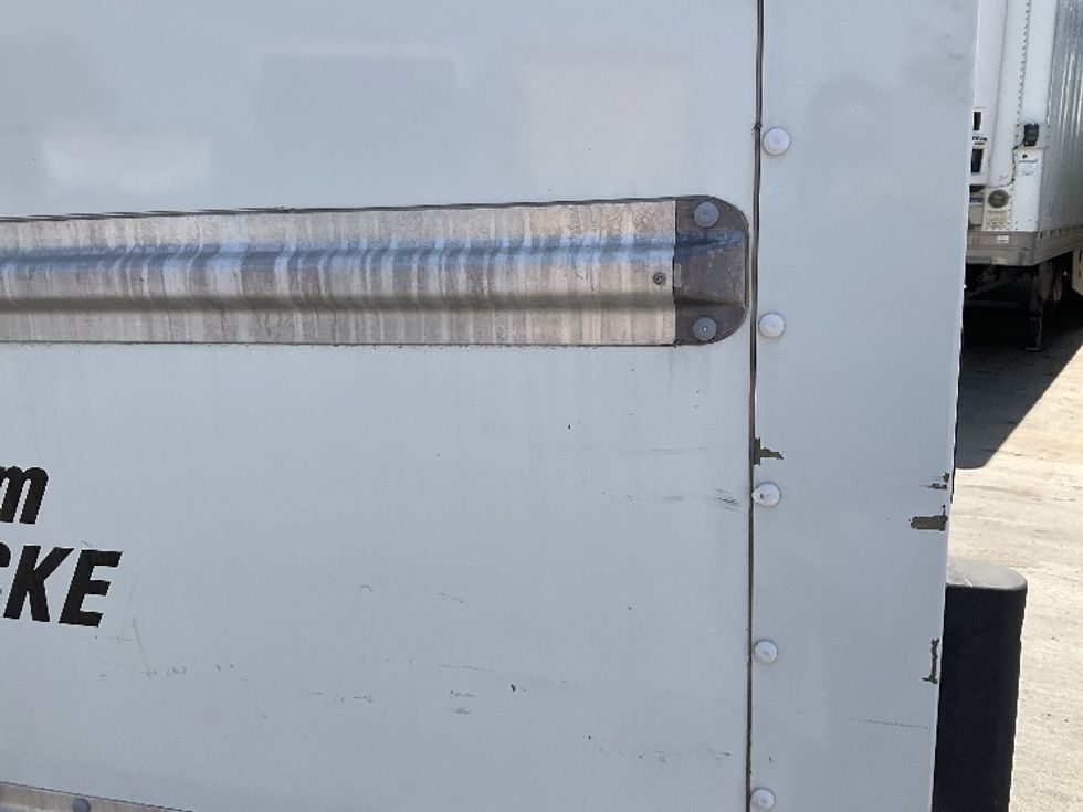 Light Duty Box Truck-Light and Medium Duty Trucks-GMC-2022-Savana G33903-San Marcos-CA-22,202\n\t\tmiles-$ 48,250 - Image 27