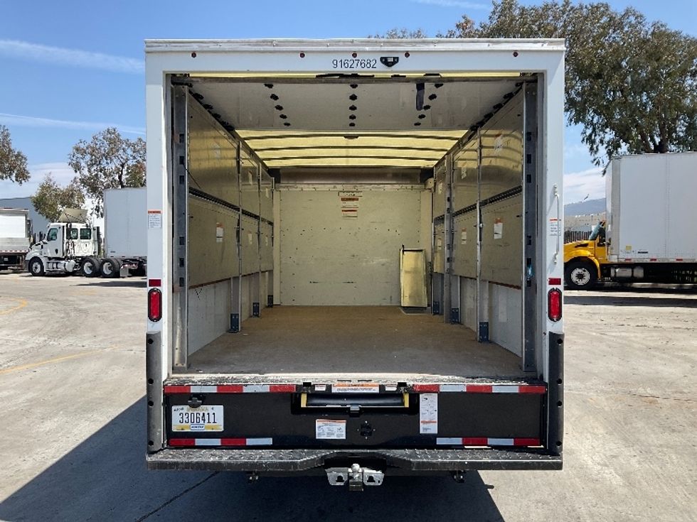 Light Duty Box Truck-Light and Medium Duty Trucks-GMC-2022-Savana G33903-San Marcos-CA-22,202\n\t\tmiles-$ 48,250 - Image 8