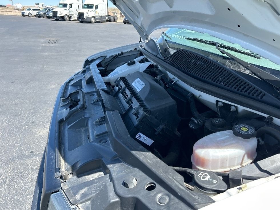 Light Duty Box Truck-Light and Medium Duty Trucks-GMC-2022-Savana G33903-Santa Maria-CA-100,045\n\t\tmiles-$ 29,750 - Image 24