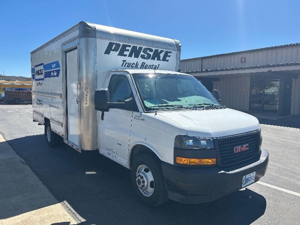 Light Duty Box Truck-Light and Medium Duty Trucks-GMC-2022-Savana G33903-Santa Maria-CA-24,993\n\t\tmiles-$ 46,750 - Image 1