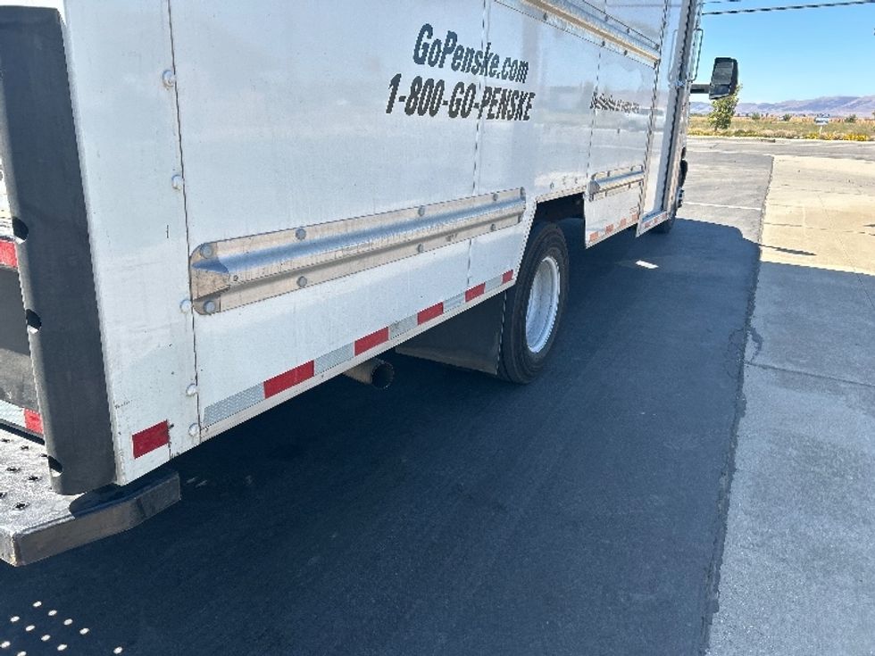 Light Duty Box Truck-Light and Medium Duty Trucks-GMC-2022-Savana G33903-Santa Maria-CA-24,993\n\t\tmiles-$ 46,750 - Image 14