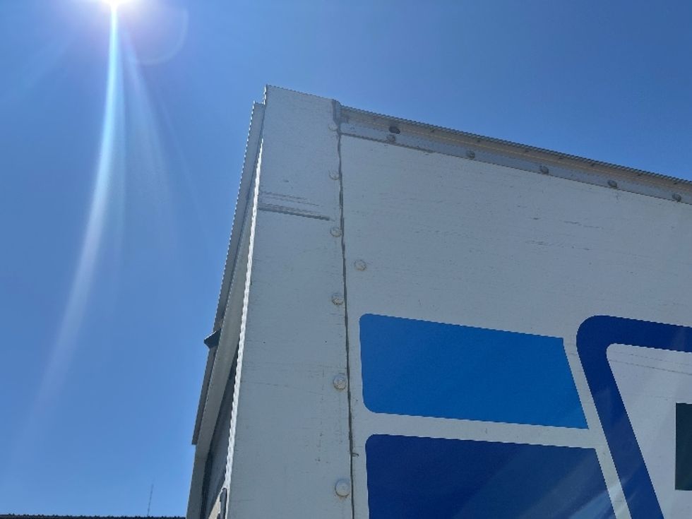 Light Duty Box Truck-Light and Medium Duty Trucks-GMC-2022-Savana G33903-Santa Maria-CA-24,993\n\t\tmiles-$ 46,750 - Image 27