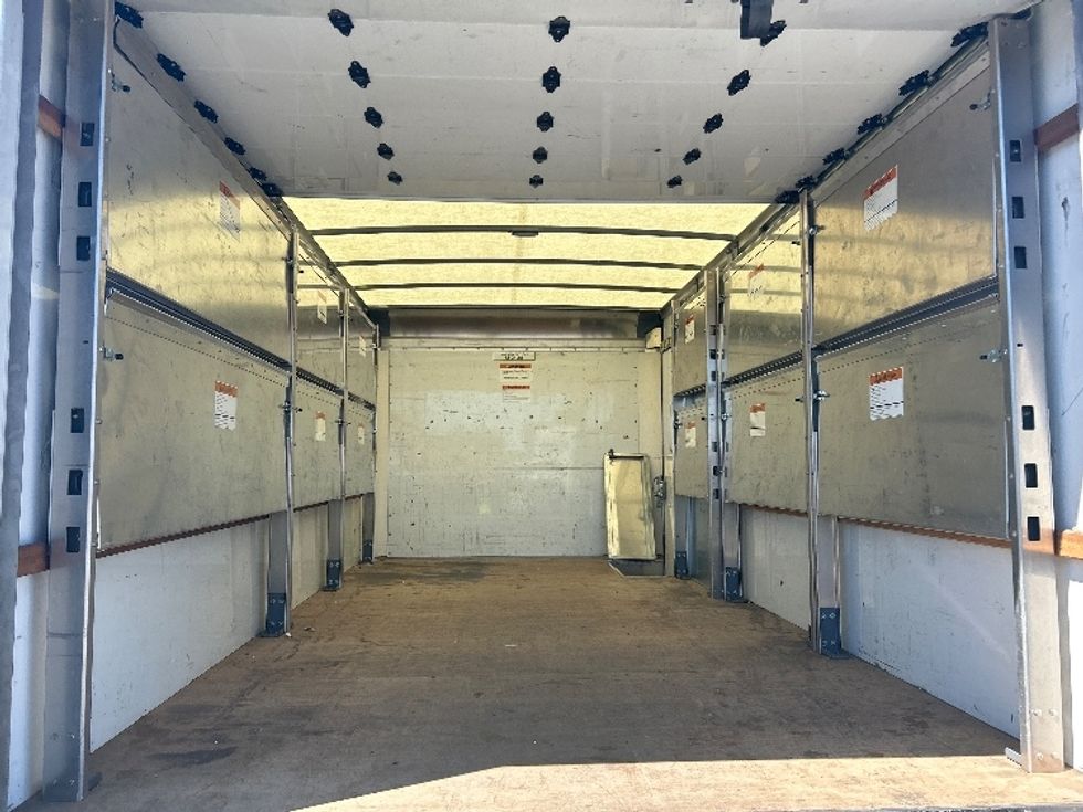 Light Duty Box Truck-Light and Medium Duty Trucks-GMC-2022-Savana G33903-Santa Maria-CA-24,993\n\t\tmiles-$ 46,750 - Image 8