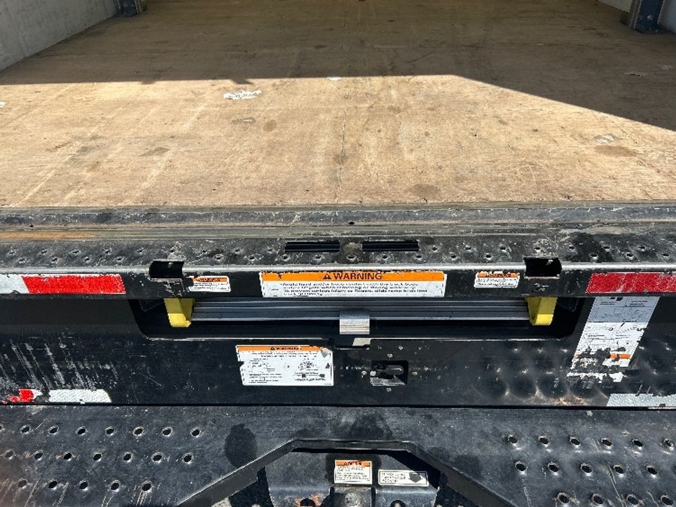 Light Duty Box Truck-Light and Medium Duty Trucks-GMC-2022-Savana G33903-Seattle-WA-50,178\n\t\tmiles-$ 37,250 - Image 10