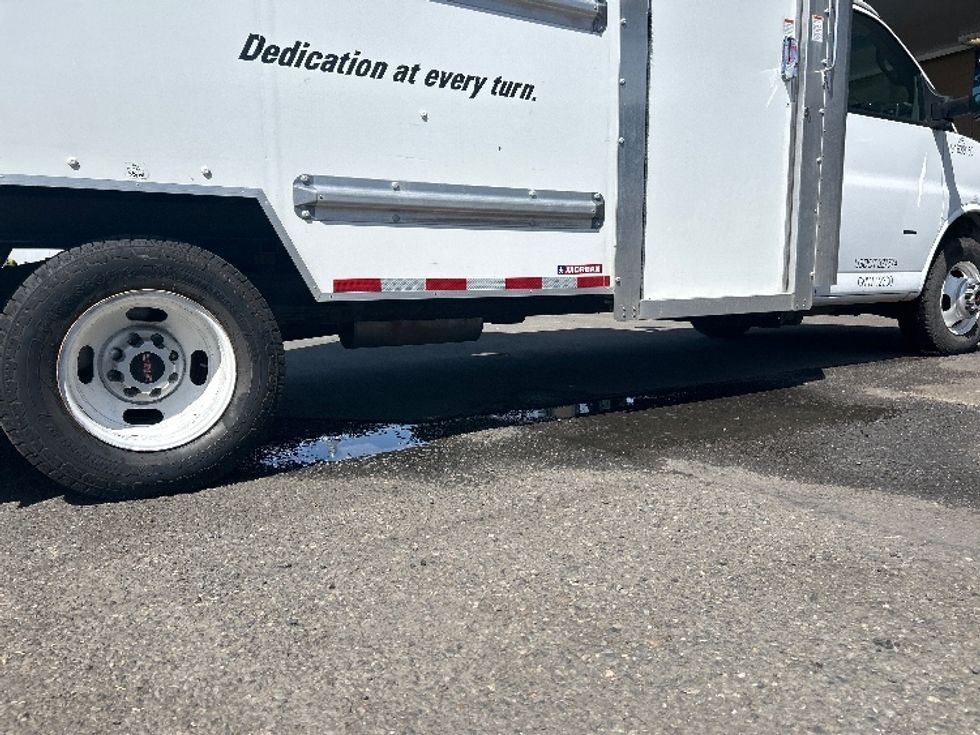 Light Duty Box Truck-Light and Medium Duty Trucks-GMC-2022-Savana G33903-Seattle-WA-50,178\n\t\tmiles-$ 37,250 - Image 14