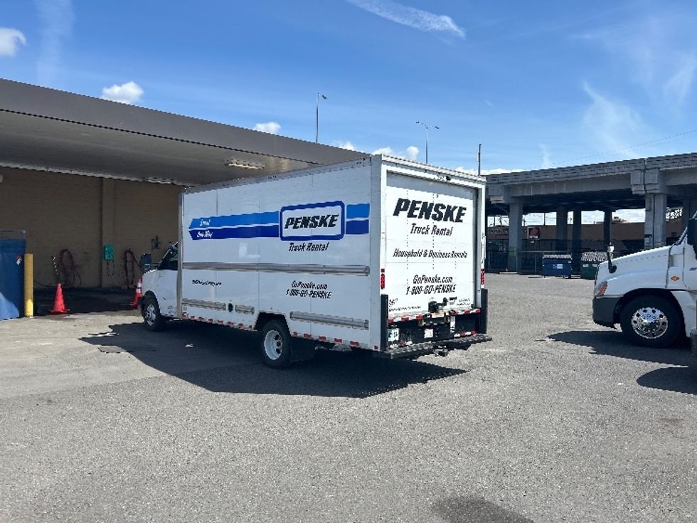 Light Duty Box Truck-Light and Medium Duty Trucks-GMC-2022-Savana G33903-Seattle-WA-50,178\n\t\tmiles-$ 37,250 - Image 6