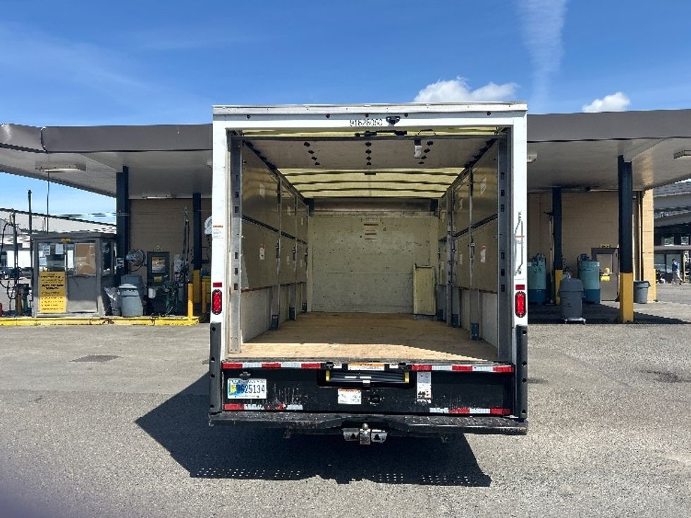 Light Duty Box Truck-Light and Medium Duty Trucks-GMC-2022-Savana G33903-Seattle-WA-50,178\n\t\tmiles-$ 37,250 - Image 8