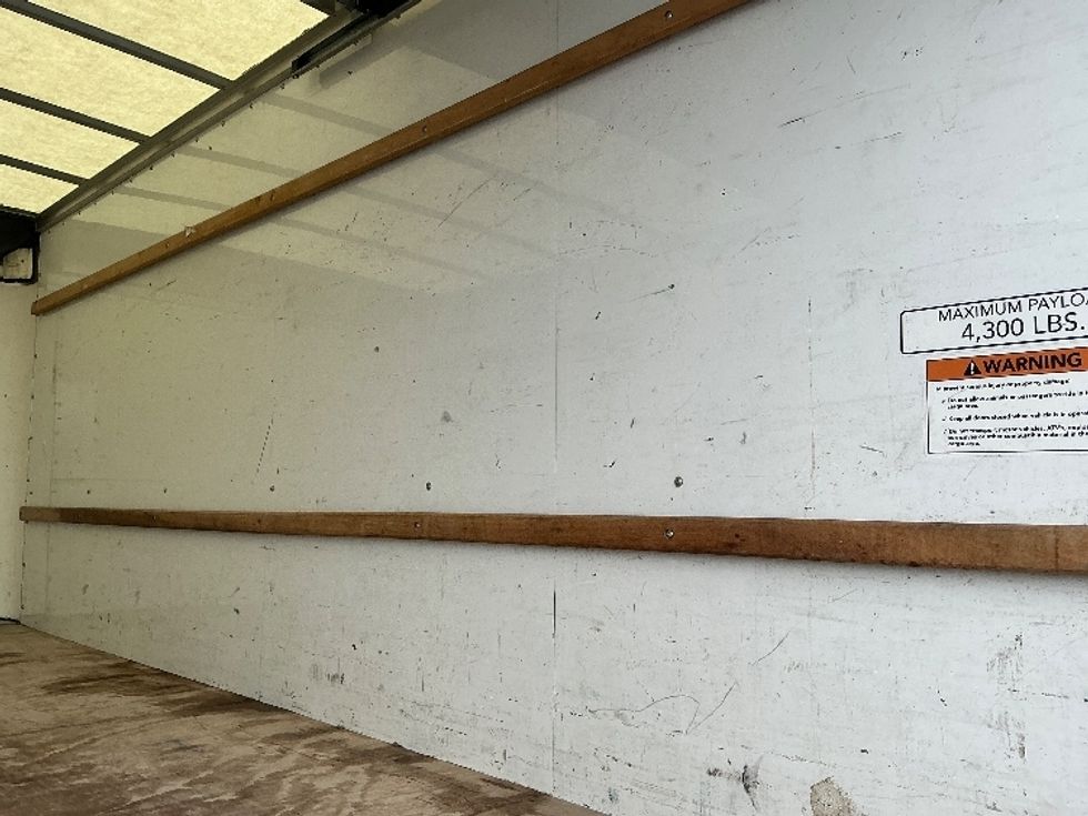 Light Duty Box Truck-Light and Medium Duty Trucks-GMC-2022-Savana G33903-South Bend-IN-66,471\n\t\tmiles-$ 31,250 - Image 12