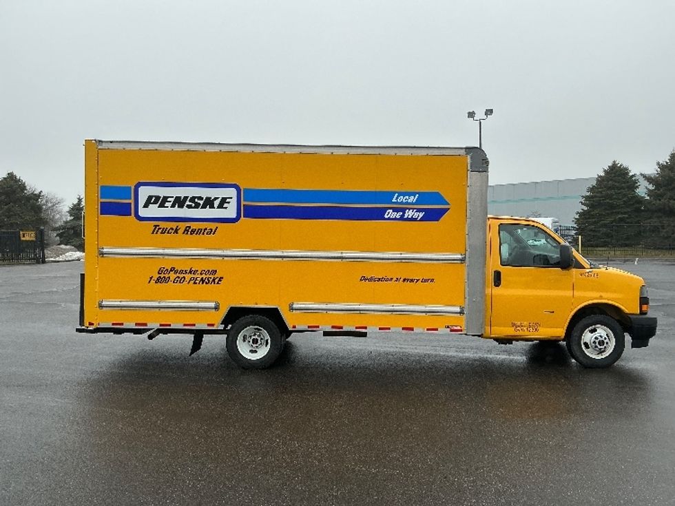 Light Duty Box Truck-Light and Medium Duty Trucks-GMC-2022-Savana G33903-South Bend-IN-66,471\n\t\tmiles-$ 31,250 - Image 15