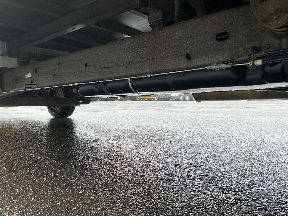 Light Duty Box Truck-Light and Medium Duty Trucks-GMC-2022-Savana G33903-South Bend-IN-66,471\n\t\tmiles-$ 31,250 - Image 5