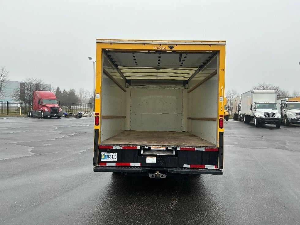 Light Duty Box Truck-Light and Medium Duty Trucks-GMC-2022-Savana G33903-South Bend-IN-66,471\n\t\tmiles-$ 31,250 - Image 8