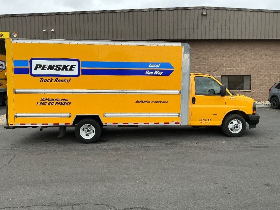 Light Duty Box Truck-Light and Medium Duty Trucks-GMC-2022-Savana G33903-Sparks-NV-100,115\n\t\tmiles-$ 28,000 - Image 15