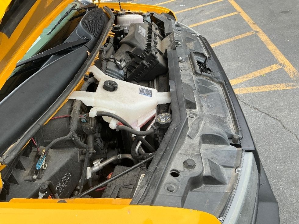 Light Duty Box Truck-Light and Medium Duty Trucks-GMC-2022-Savana G33903-Sparks-NV-100,115\n\t\tmiles-$ 28,000 - Image 23