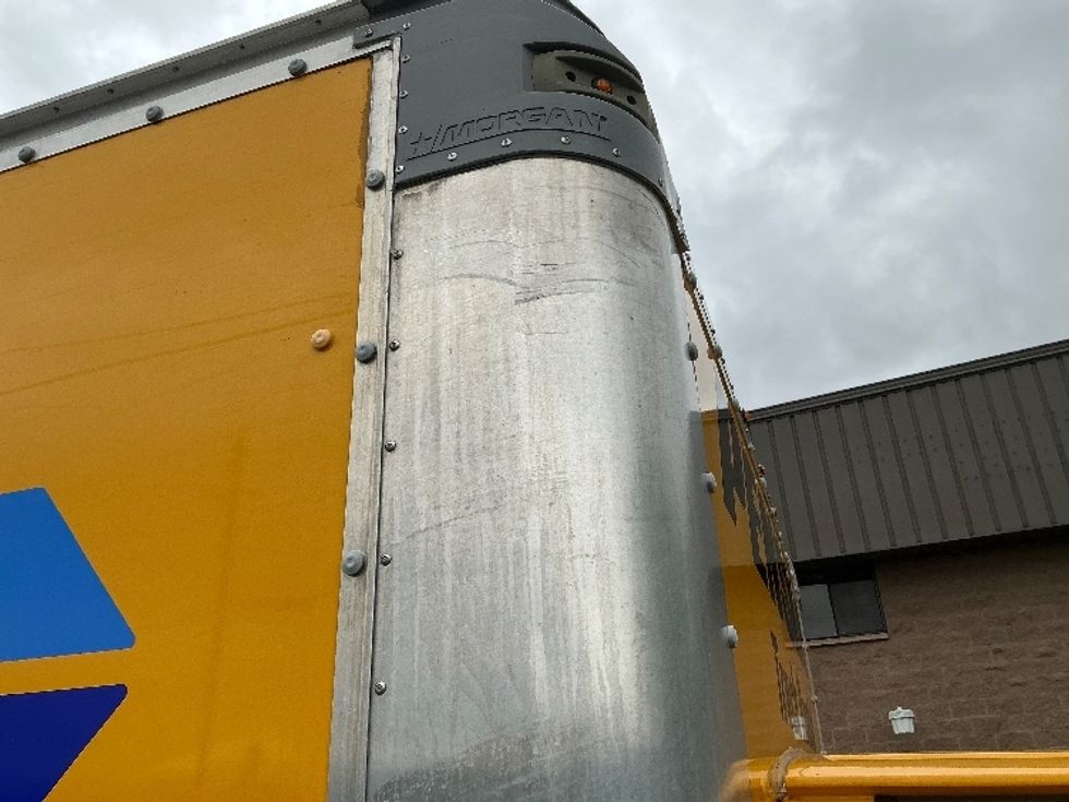 Light Duty Box Truck-Light and Medium Duty Trucks-GMC-2022-Savana G33903-Sparks-NV-100,115\n\t\tmiles-$ 28,000 - Image 28