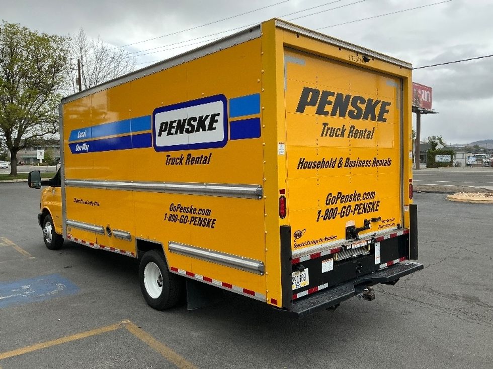 Light Duty Box Truck-Light and Medium Duty Trucks-GMC-2022-Savana G33903-Sparks-NV-100,115\n\t\tmiles-$ 28,000 - Image 6