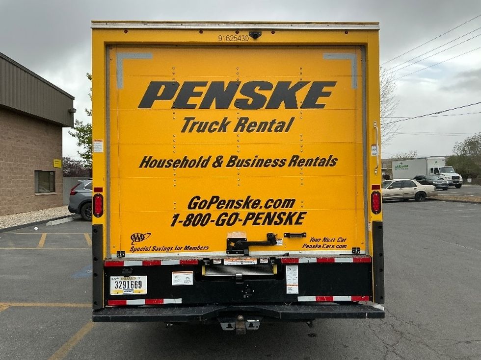 Light Duty Box Truck-Light and Medium Duty Trucks-GMC-2022-Savana G33903-Sparks-NV-100,115\n\t\tmiles-$ 28,000 - Image 7