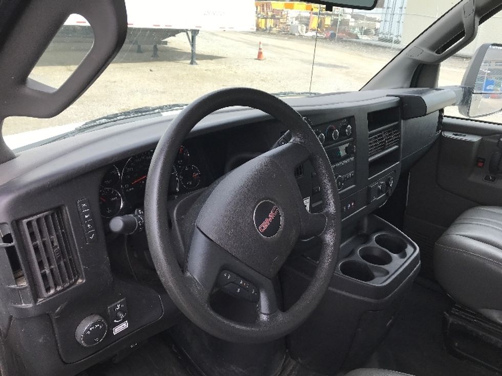 Light Duty Box Truck-Light and Medium Duty Trucks-GMC-2022-Savana G33903-Spokane Valley-WA-29,626\n\t\tmiles-$ 47,250 - Image 17