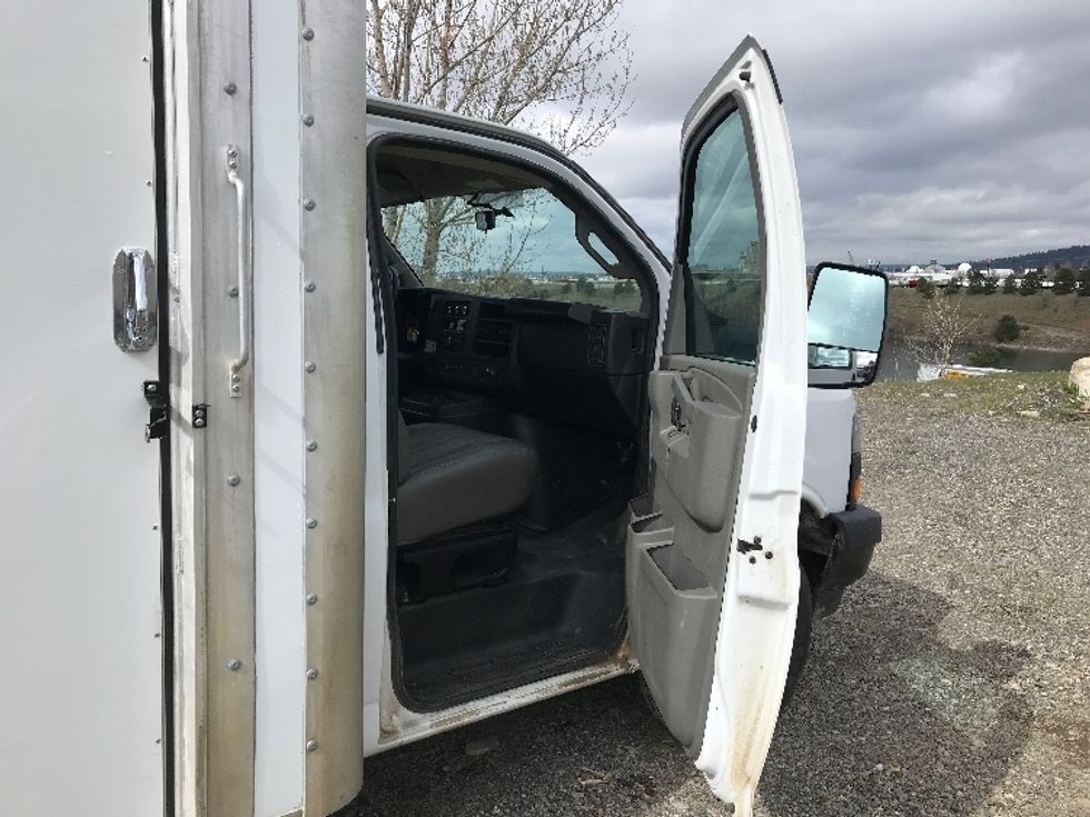 Light Duty Box Truck-Light and Medium Duty Trucks-GMC-2022-Savana G33903-Spokane Valley-WA-29,626\n\t\tmiles-$ 47,250 - Image 20