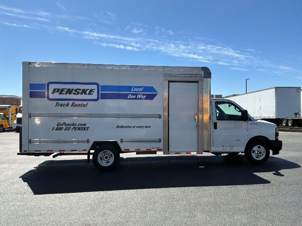 Light Duty Box Truck-Light and Medium Duty Trucks-GMC-2022-Savana G33903-Spokane Valley-WA-38,228\n\t\tmiles-$ 41,500 - Image 15