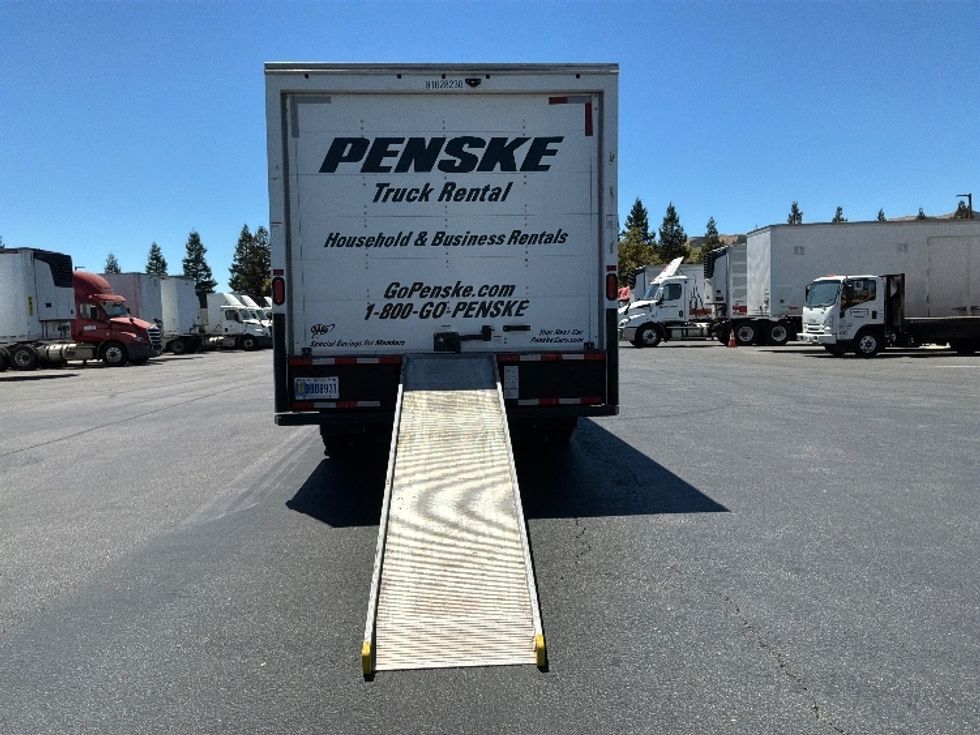 Light Duty Box Truck-Light and Medium Duty Trucks-GMC-2022-Savana G33903-Spokane Valley-WA-38,228\n\t\tmiles-$ 41,500 - Image 9