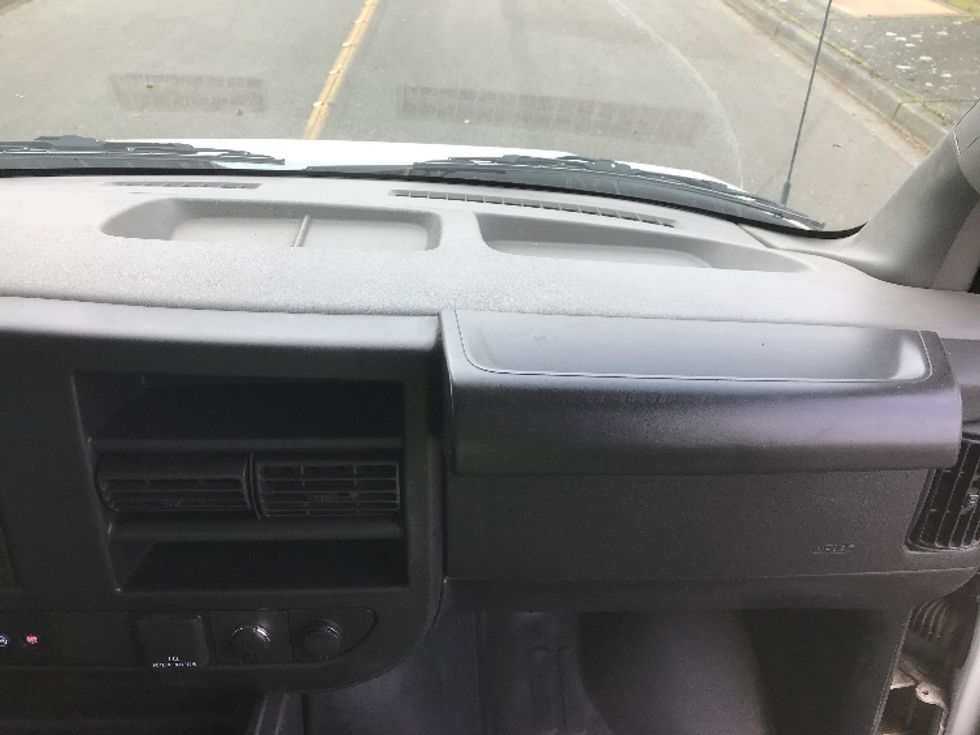 Light Duty Box Truck-Light and Medium Duty Trucks-GMC-2022-Savana G33903-Spokane Valley-WA-5,382\n\t\tmiles-$ 59,000 - Image 21