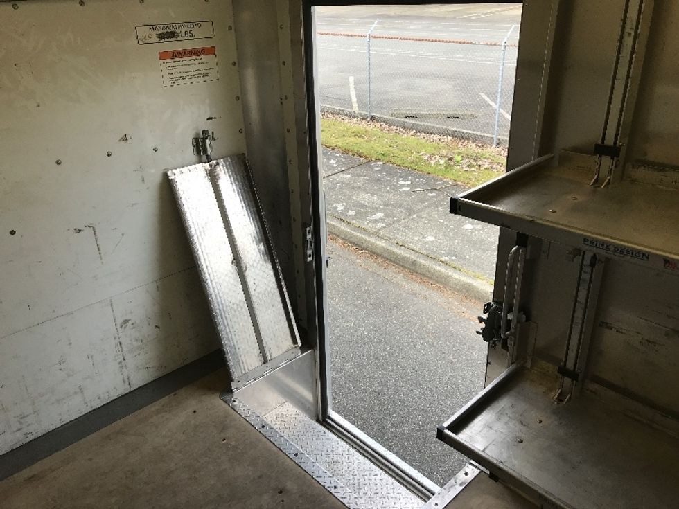 Light Duty Box Truck-Light and Medium Duty Trucks-GMC-2022-Savana G33903-Spokane Valley-WA-5,382\n\t\tmiles-$ 59,000 - Image 26