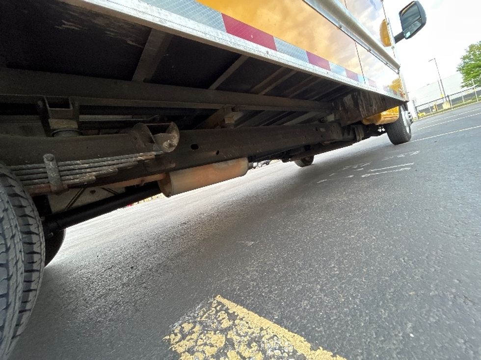 Light Duty Box Truck-Light and Medium Duty Trucks-GMC-2022-Savana G33903-Springfield-MA-103,831\n\t\tmiles-$ 25,500 - Image 14