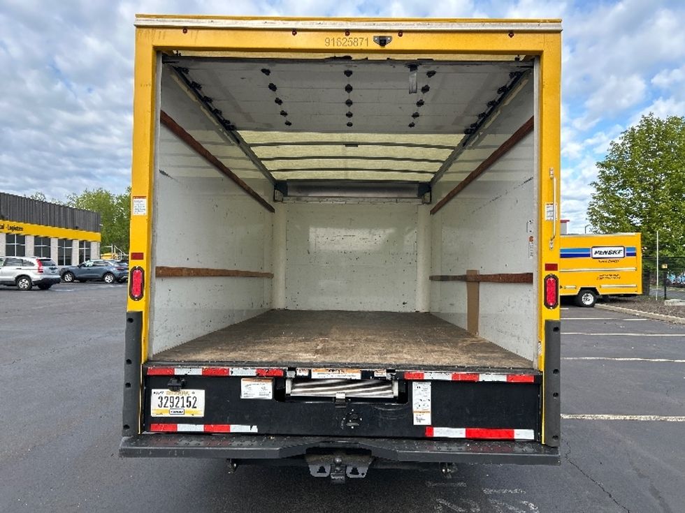 Light Duty Box Truck-Light and Medium Duty Trucks-GMC-2022-Savana G33903-Springfield-MA-103,831\n\t\tmiles-$ 25,500 - Image 8