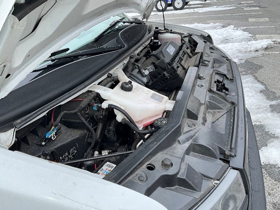 Light Duty Box Truck-Light and Medium Duty Trucks-GMC-2022-Savana G33903-Sterling-VA-41,785\n\t\tmiles-$ 45,750 - Image 22