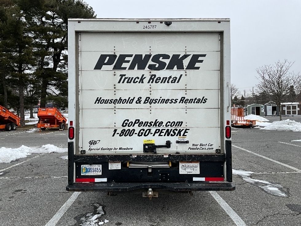 Light Duty Box Truck-Light and Medium Duty Trucks-GMC-2022-Savana G33903-Sterling-VA-41,785\n\t\tmiles-$ 45,750 - Image 7