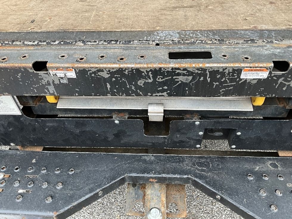 Light Duty Box Truck-Light and Medium Duty Trucks-GMC-2022-Savana G33903-Sterling-VA-41,785\n\t\tmiles-$ 45,750 - Image 9