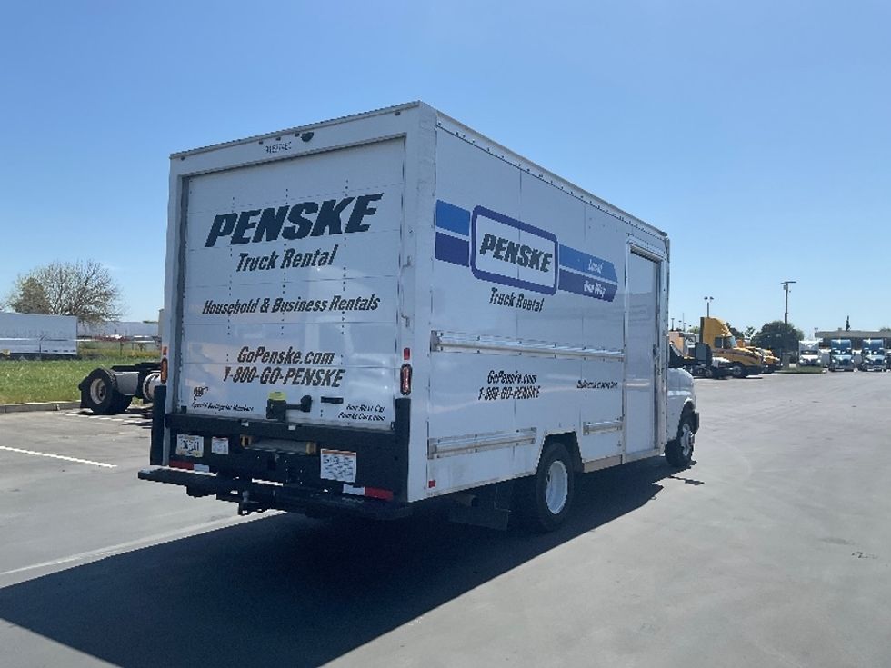 Light Duty Box Truck-Light and Medium Duty Trucks-GMC-2022-Savana G33903-Stockton-CA-31,507\n\t\tmiles-$ 56,500 - Image 13