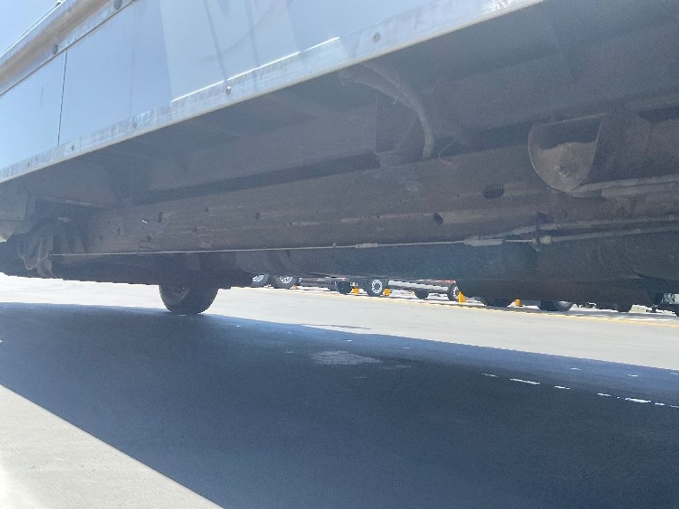 Light Duty Box Truck-Light and Medium Duty Trucks-GMC-2022-Savana G33903-Stockton-CA-31,507\n\t\tmiles-$ 56,500 - Image 5