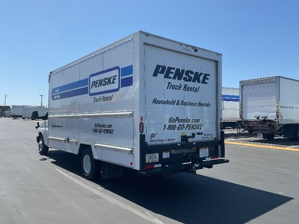 Light Duty Box Truck-Light and Medium Duty Trucks-GMC-2022-Savana G33903-Stockton-CA-31,507\n\t\tmiles-$ 56,500 - Image 6