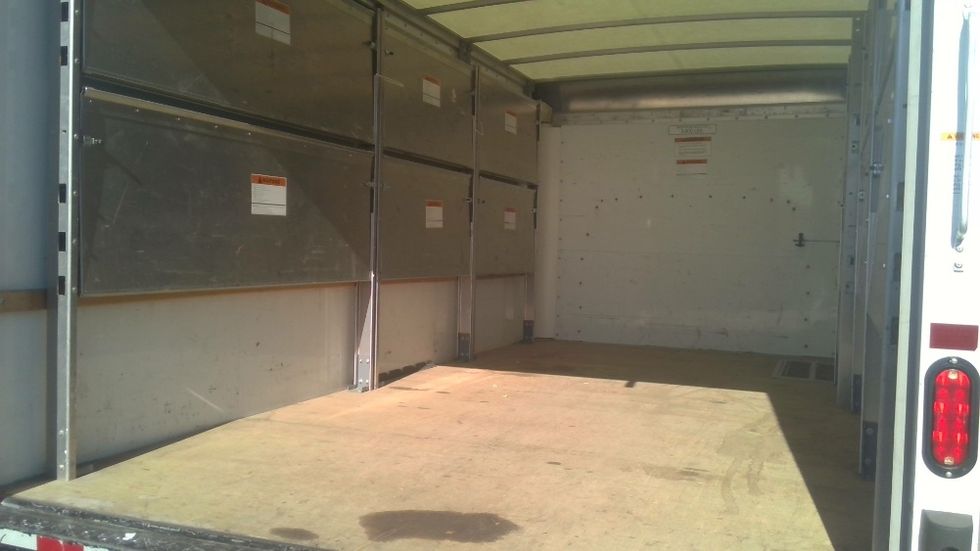 Light Duty Box Truck-Light and Medium Duty Trucks-GMC-2022-Savana G33903-Stockton-CA-37,595\n\t\tmiles-$ 41,500 - Image 10