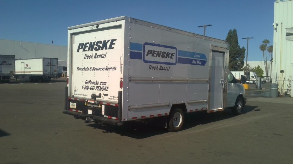 Light Duty Box Truck-Light and Medium Duty Trucks-GMC-2022-Savana G33903-Stockton-CA-37,595\n\t\tmiles-$ 41,500 - Image 12
