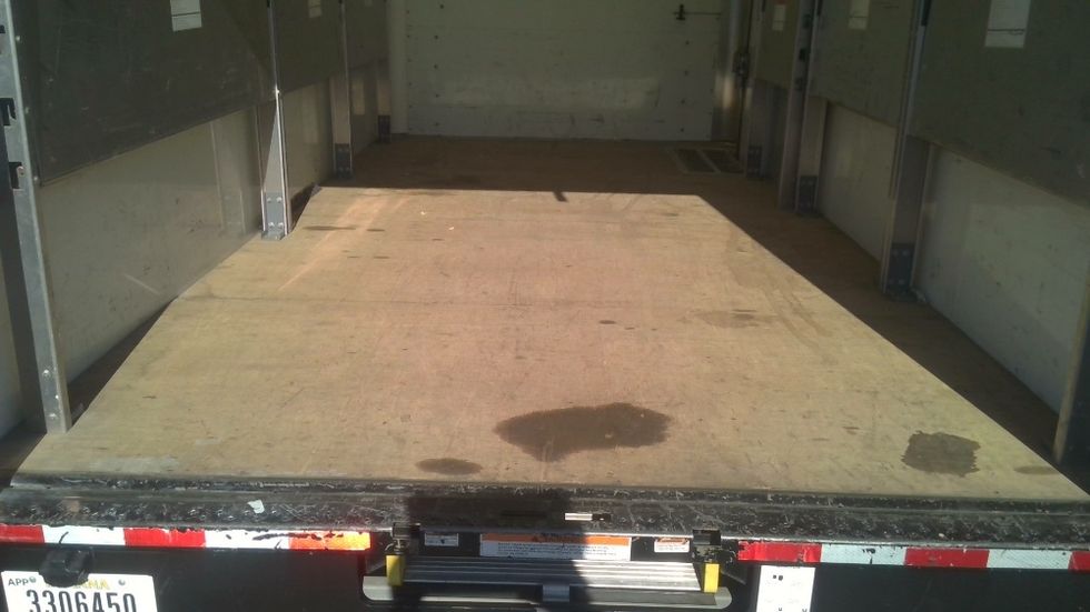 Light Duty Box Truck-Light and Medium Duty Trucks-GMC-2022-Savana G33903-Stockton-CA-37,595\n\t\tmiles-$ 41,500 - Image 9
