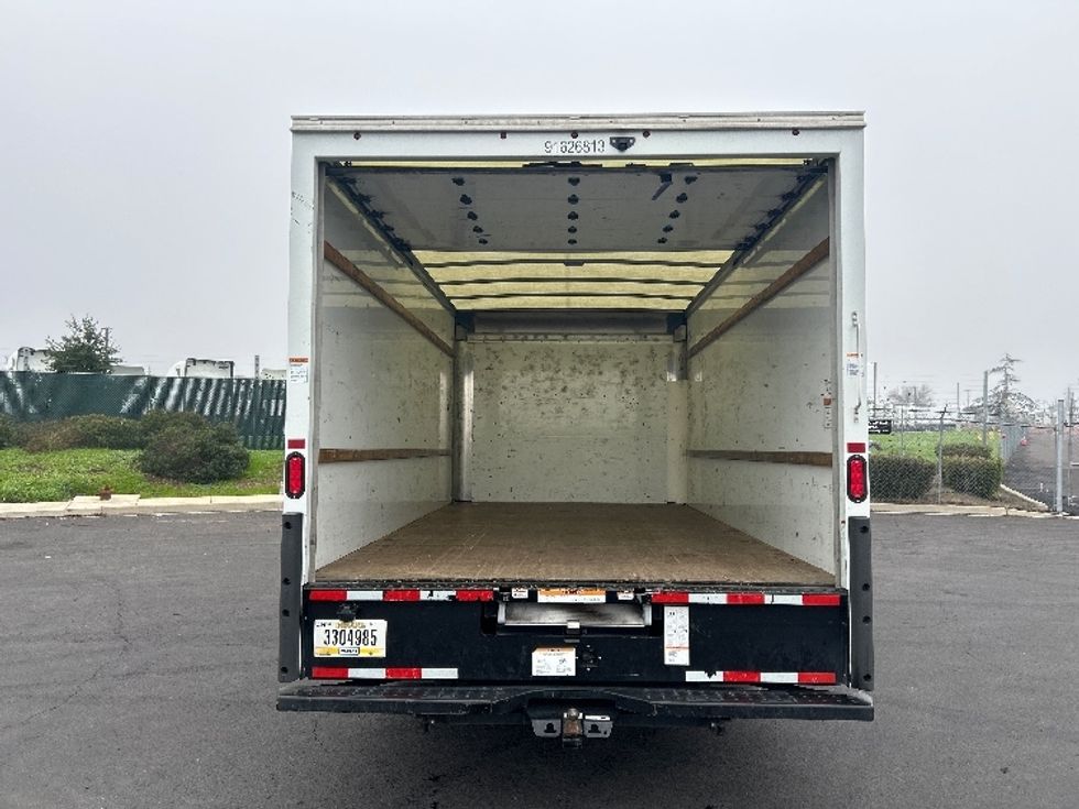 Light Duty Box Truck-Light and Medium Duty Trucks-GMC-2022-Savana G33903-Stockton-CA-88,785\n\t\tmiles-$ 32,500 - Image 8