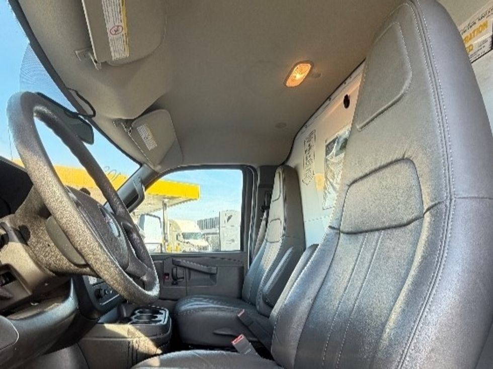 Light Duty Box Truck-Light and Medium Duty Trucks-GMC-2022-Savana G33903-Sturtevant-WI-36,685\n\t\tmiles-$ 42,750 - Image 13