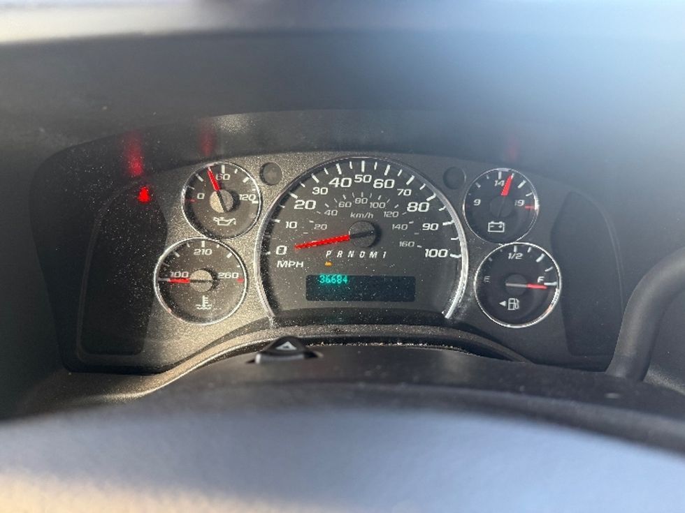 Light Duty Box Truck-Light and Medium Duty Trucks-GMC-2022-Savana G33903-Sturtevant-WI-36,685\n\t\tmiles-$ 42,750 - Image 14