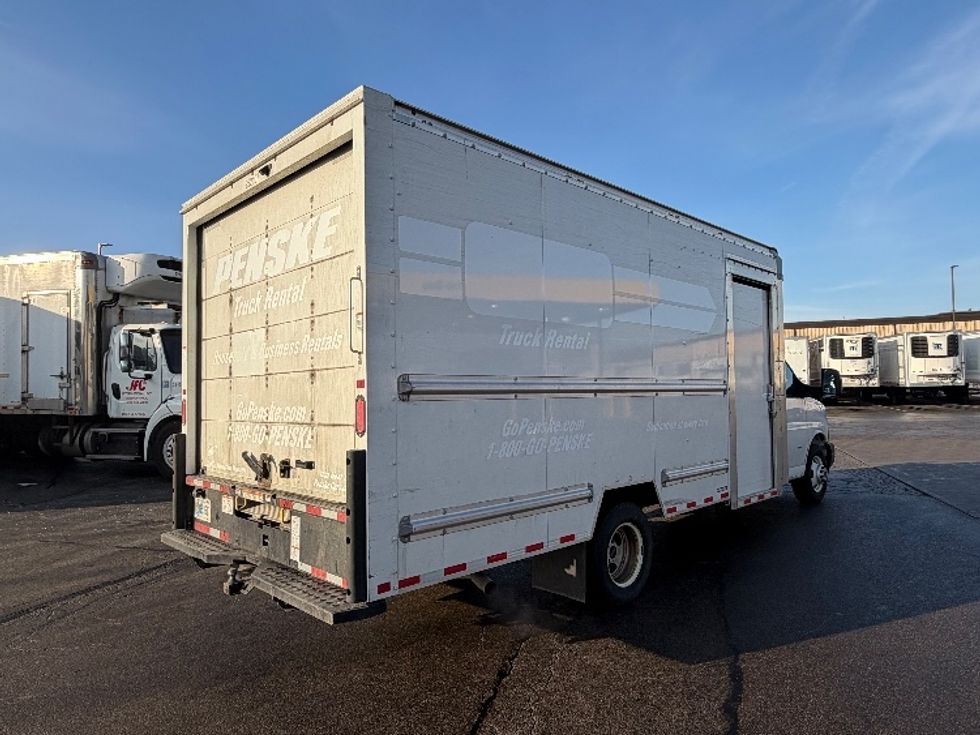 Light Duty Box Truck-Light and Medium Duty Trucks-GMC-2022-Savana G33903-Sturtevant-WI-36,685\n\t\tmiles-$ 42,750 - Image 5