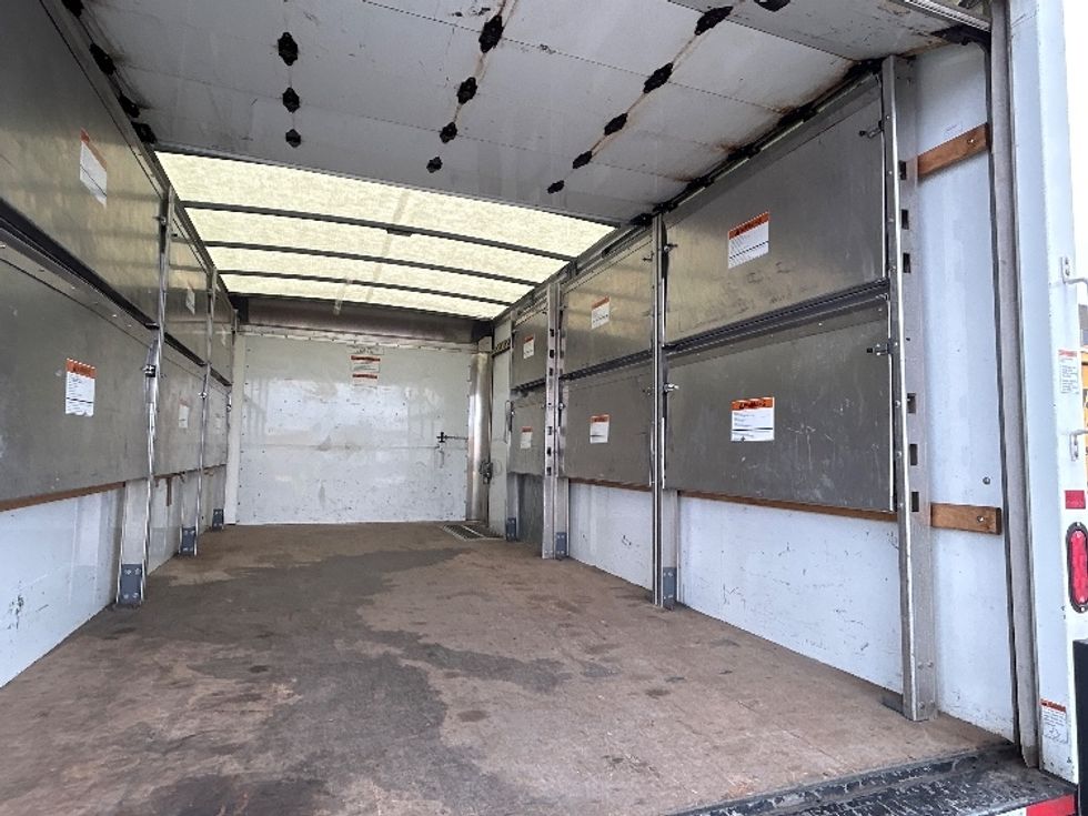 Light Duty Box Truck-Light and Medium Duty Trucks-GMC-2022-Savana G33903-Sturtevant-WI-41,839\n\t\tmiles-$ 43,000 - Image 12