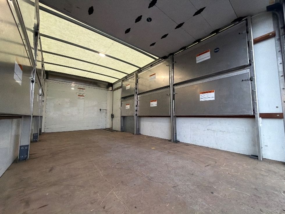 Light Duty Box Truck-Light and Medium Duty Trucks-GMC-2022-Savana G33903-Sturtevant-WI-48,025\n\t\tmiles-$ 41,250 - Image 10